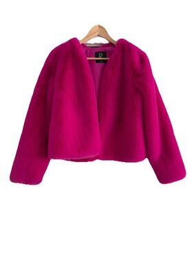 NY & Co Fuscia Faux Fur Cropped Fully Lined Jacket Size M Hook and eye closure